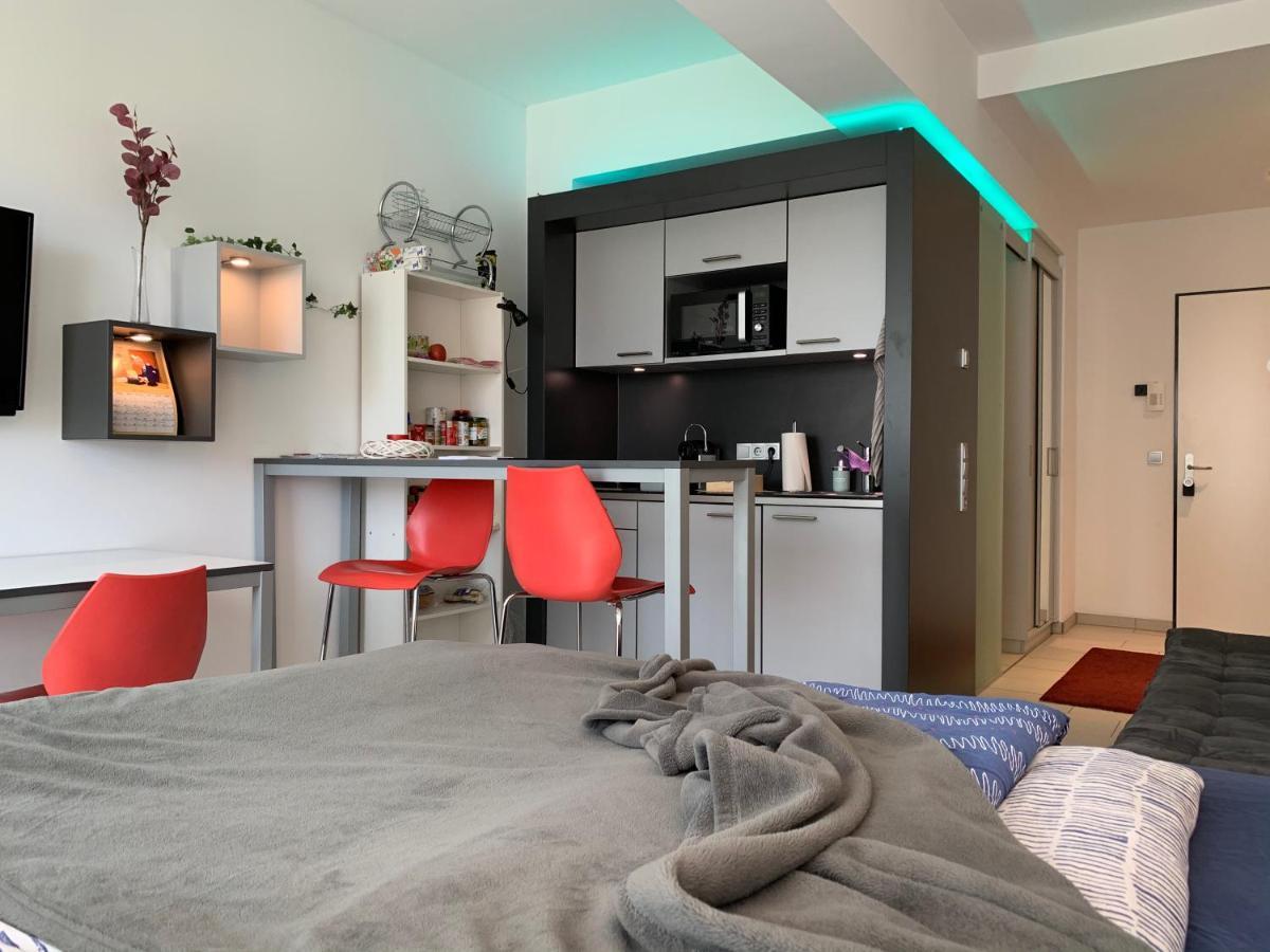 Exklusive WohlfüHloase By Rabe - Parkplatz & Free Netflix & Coffee-Bar Lejlighed Karlsruhe Eksteriør billede